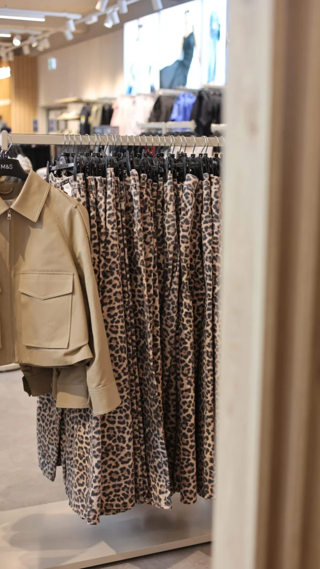 Safari who? The animal print game is strong right now 👀

🏷️
Animal print | Fashion picks | Safari style | Outlet shopping | Tewkesbury | Gloucestershire | Dog friendly | Cotswold style | Cotswolds Designer Outlet